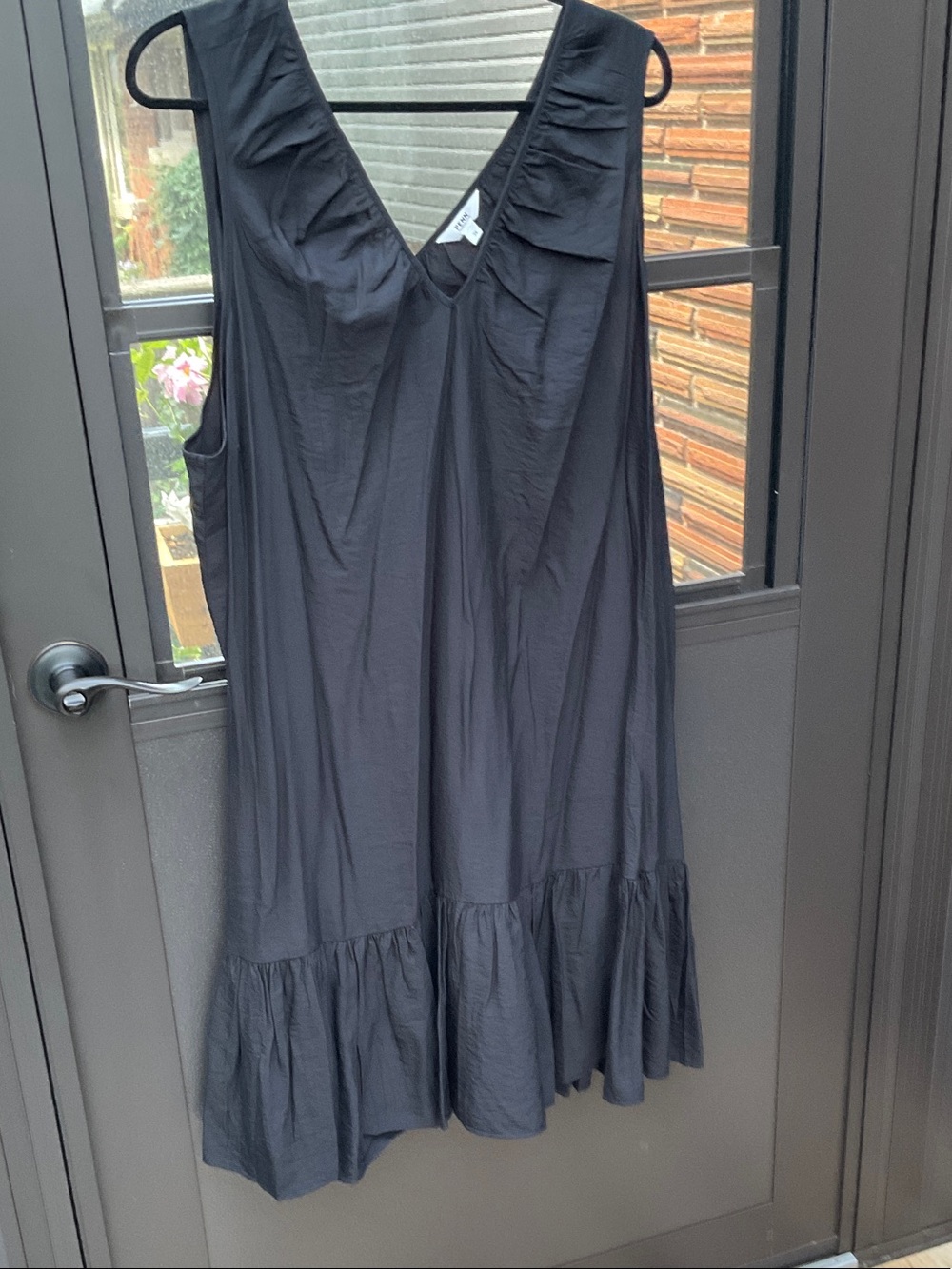 Penningtons Black Sleeveless V-Neck Ruffle-Hem Midi Dress NWT